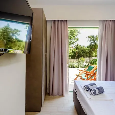 Apartament Tzogias Pan *