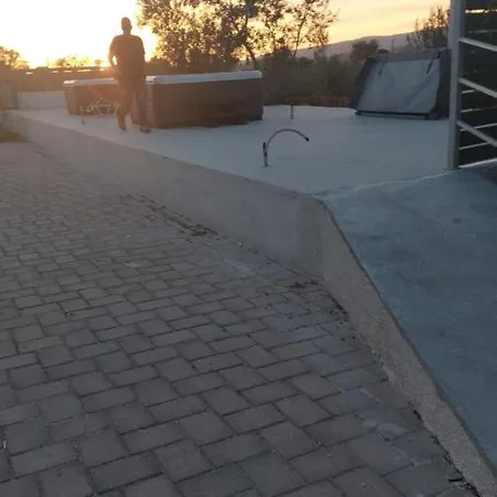 Lejlighed Tzogias Pan *